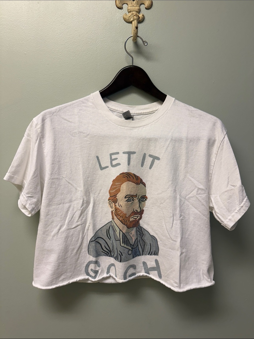 Graphic tee 100%cotton Van Gogh medium cropped